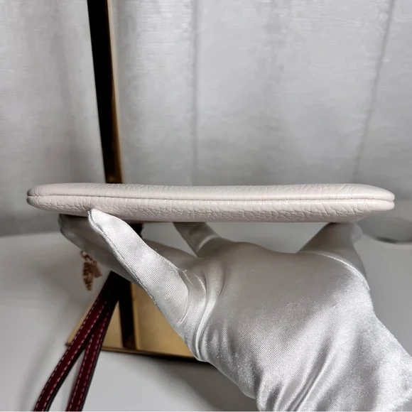 Coach Snowflake Bear Corner Zip Wristlet Wallet - Picture 4 of 9